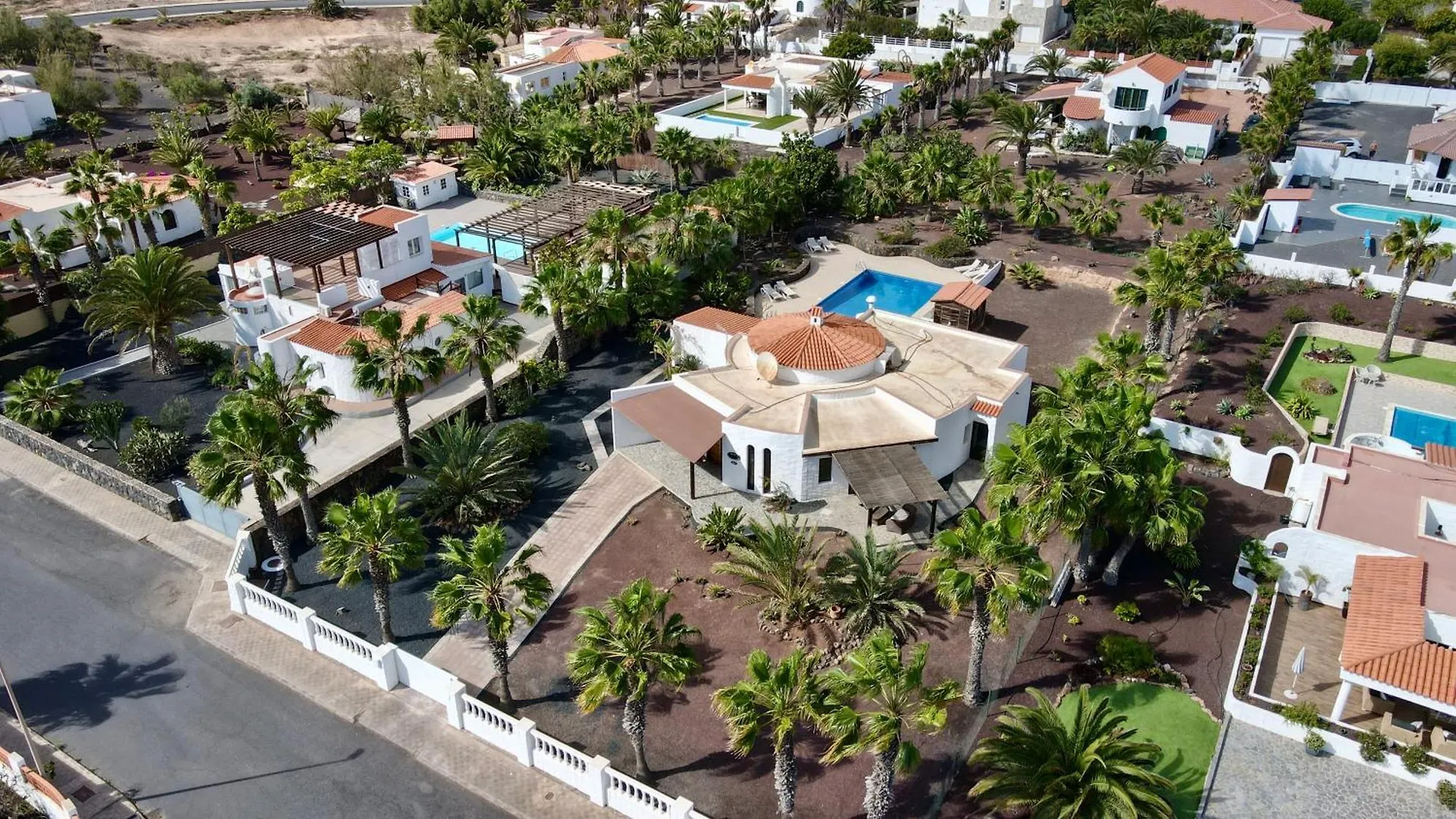 Luxury Villa Away From The Crowds - Casa Montana Parque Holandes